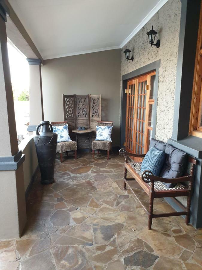 Hotel 34Onfifth Port Elizabeth Esterno foto
