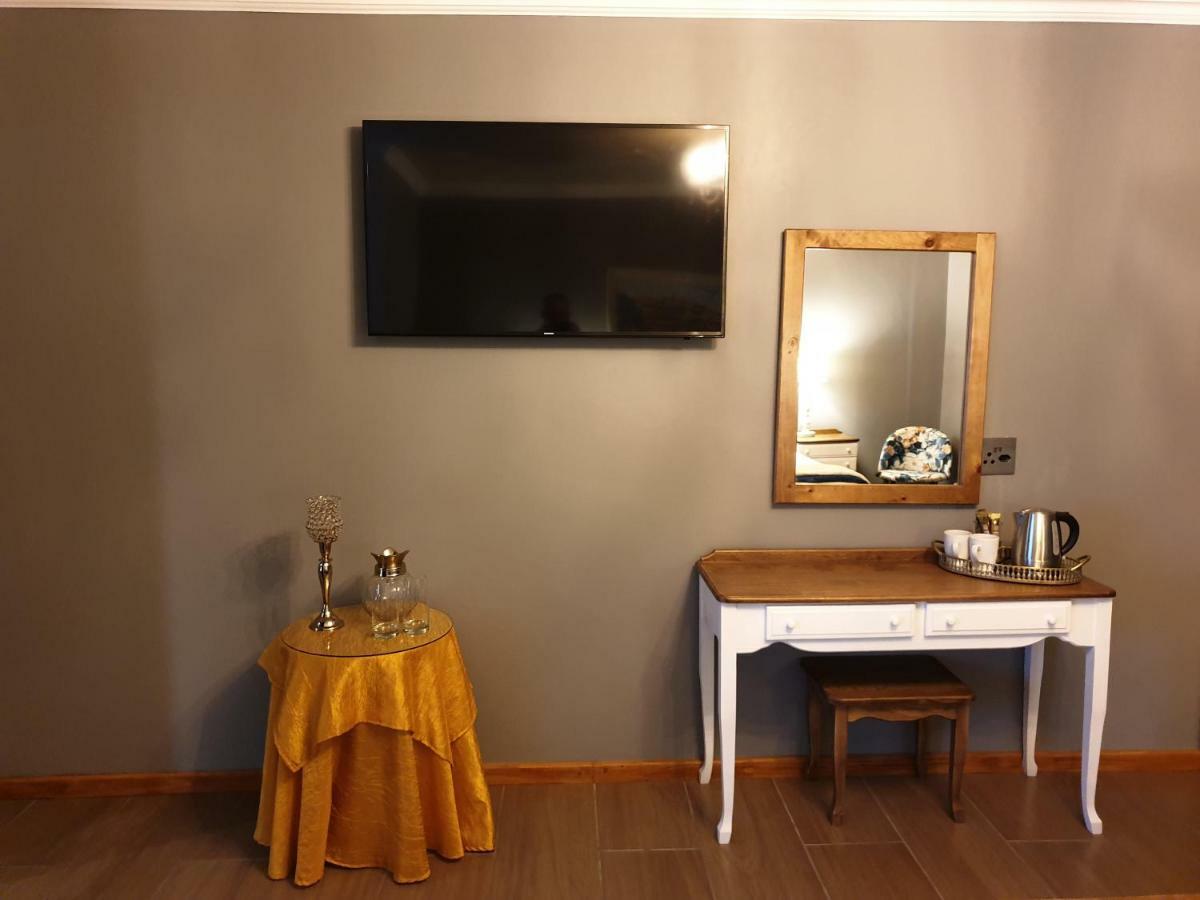Hotel 34Onfifth Port Elizabeth Esterno foto
